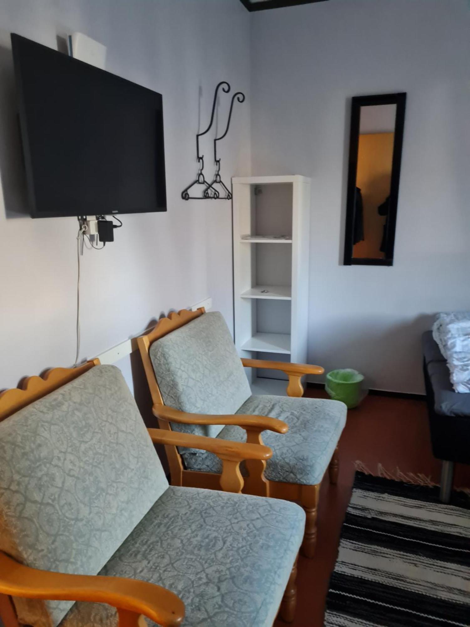 Bromoella Camping O Vandrarhem Екстер'єр фото