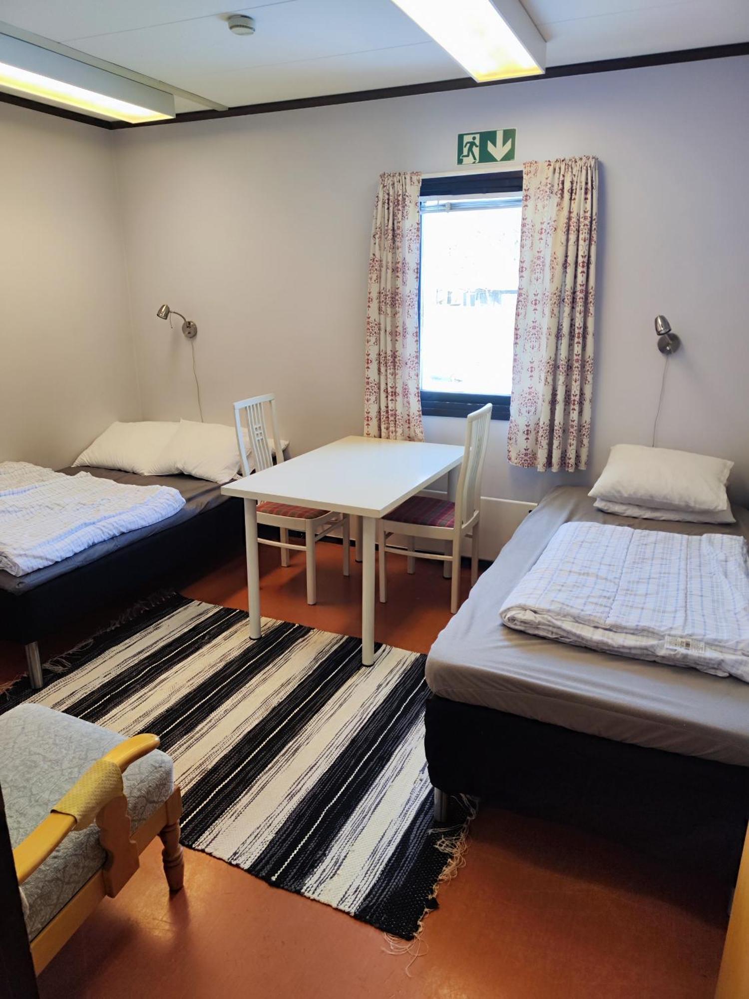 Bromoella Camping O Vandrarhem Екстер'єр фото