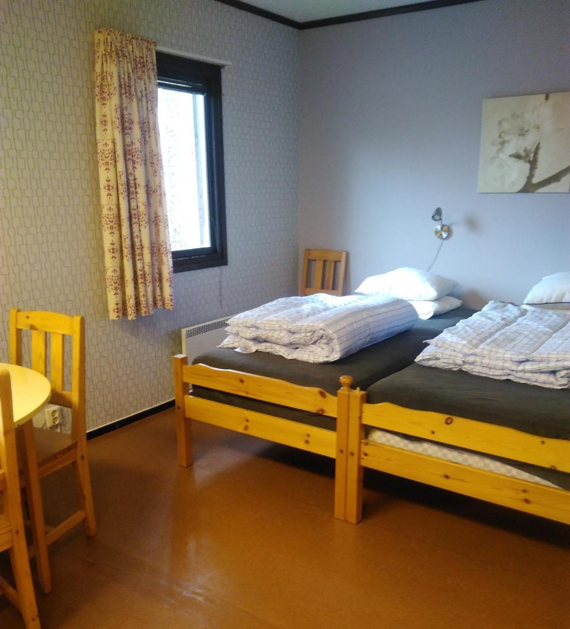 Bromoella Camping O Vandrarhem Екстер'єр фото